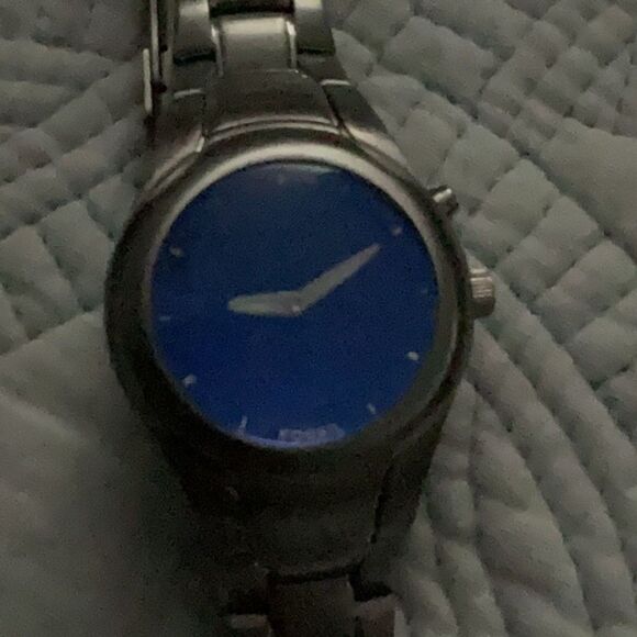 Fossil Big Tic JR-8096 Blue Quartz Watch Y2K - Picture 8 of 8